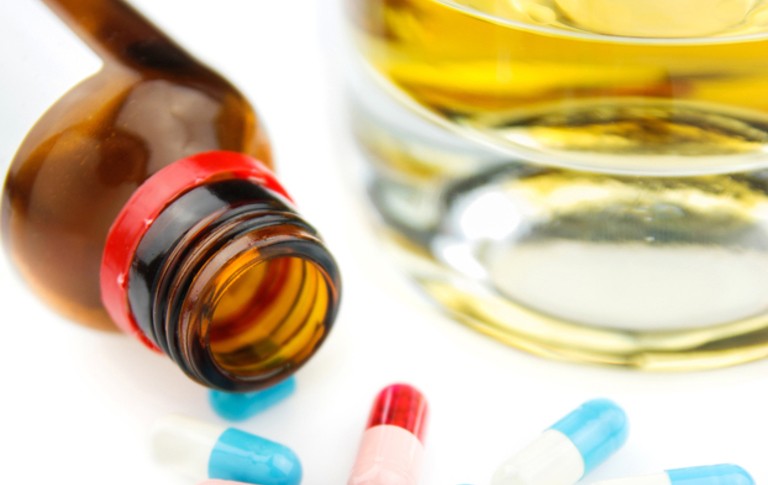 En este momento estás viendo Medicamentos y alcohol: peligrosa combinación
