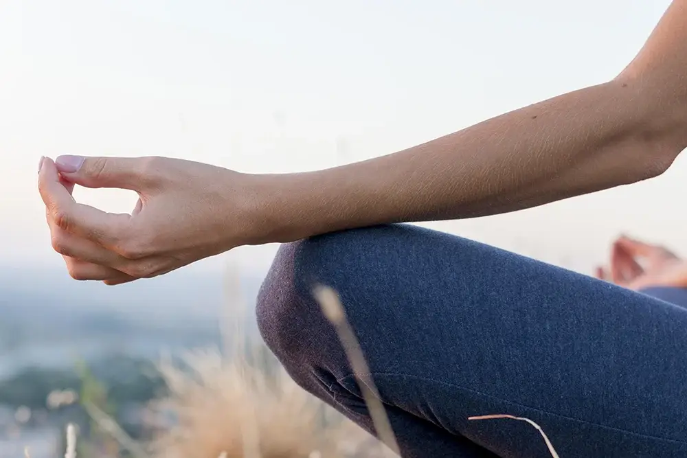 En este momento estás viendo El síndrome de abstinencia emocional: ¿Por qué el cuerpo sufre al dejar de consumir?