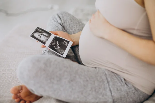 En este momento estás viendo Adicciones y embarazo: cuando la culpa se convierte en oportunidad de cambio